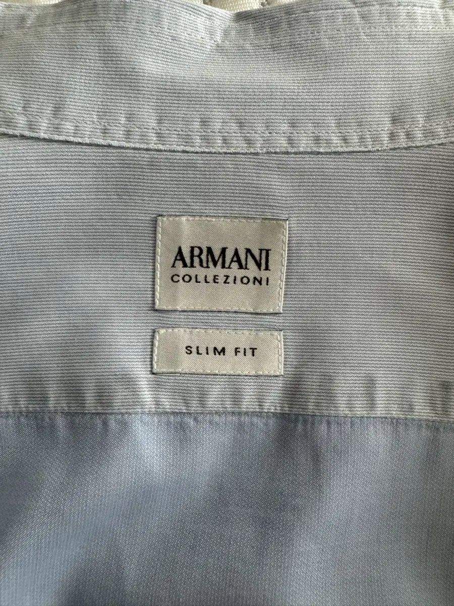 Almani Shirt (Hidden Button)