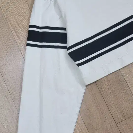 ZARA 크롭 카라 긴팔 M