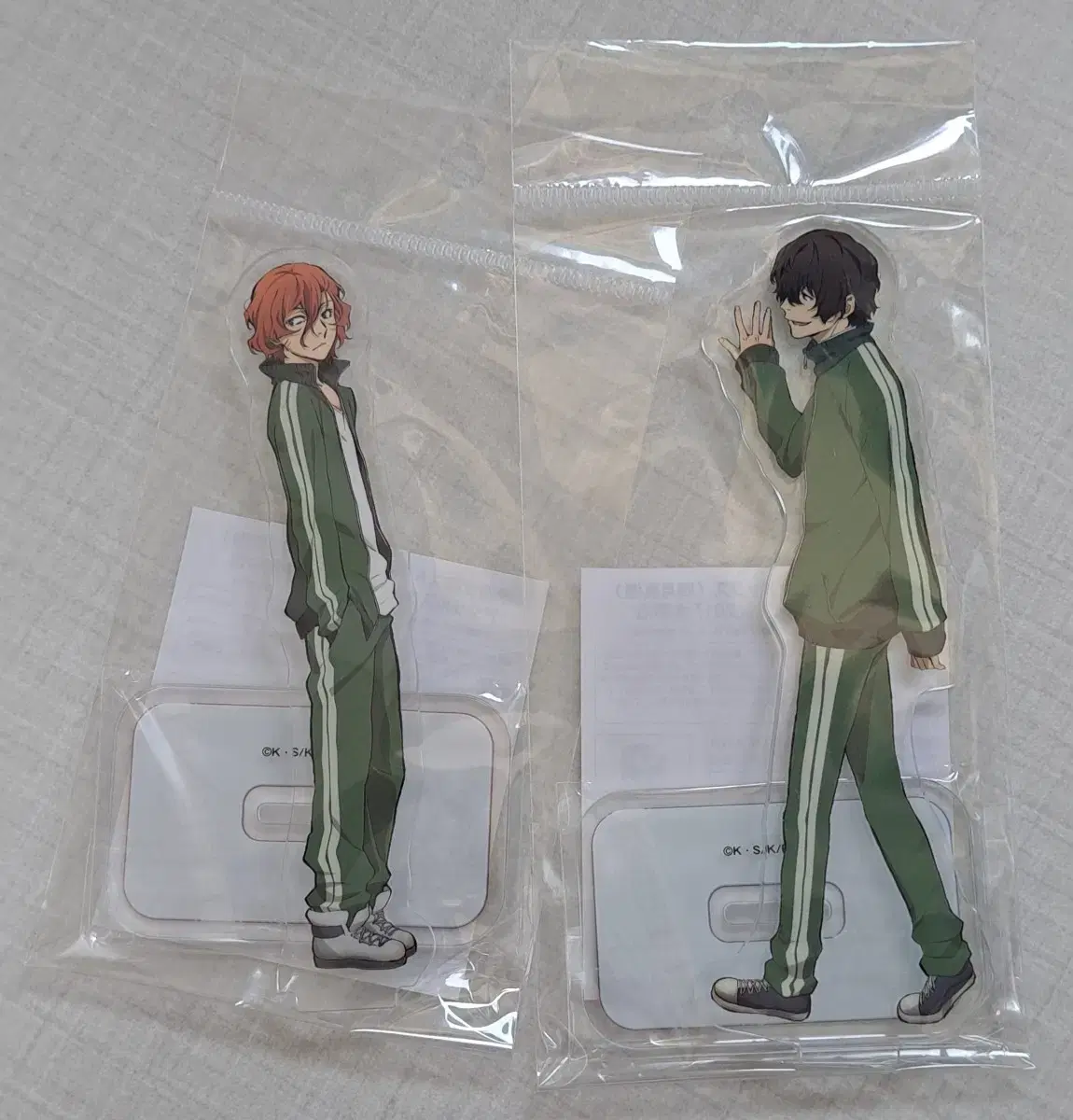 Bulk) Moonsdog Dazai Chuuya Haksto acrylic sealed AGF