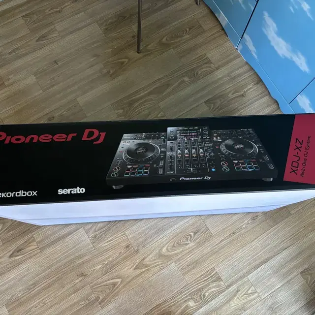 Pioneer XDJ-XZ 사용감 전혀 없는 제품 팝니다.