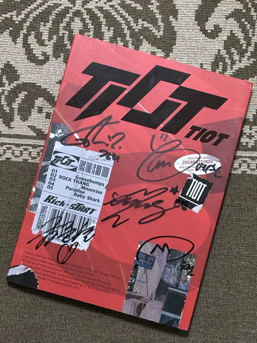 TIOT TIOT Signed Album WTS