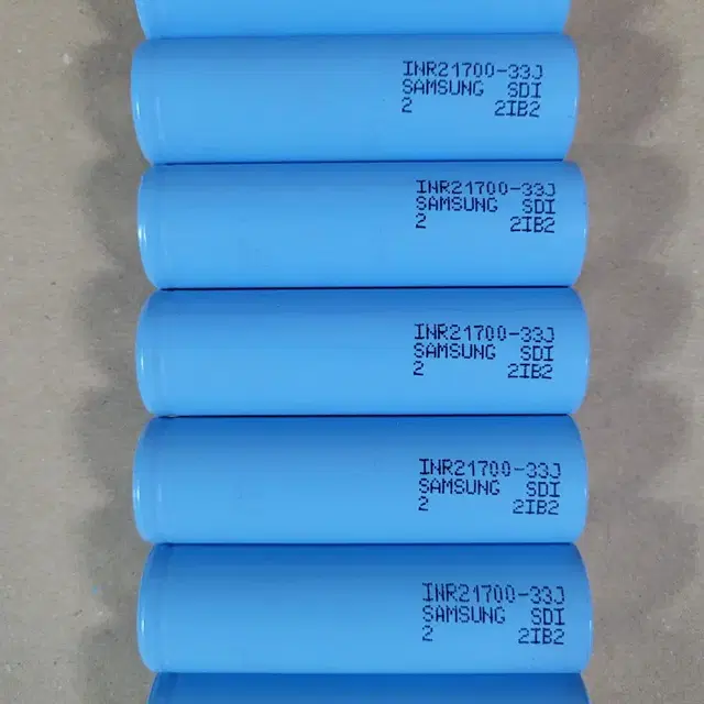 INR21700-33J 삼성 3300mAh 일반방전(10개묶음)