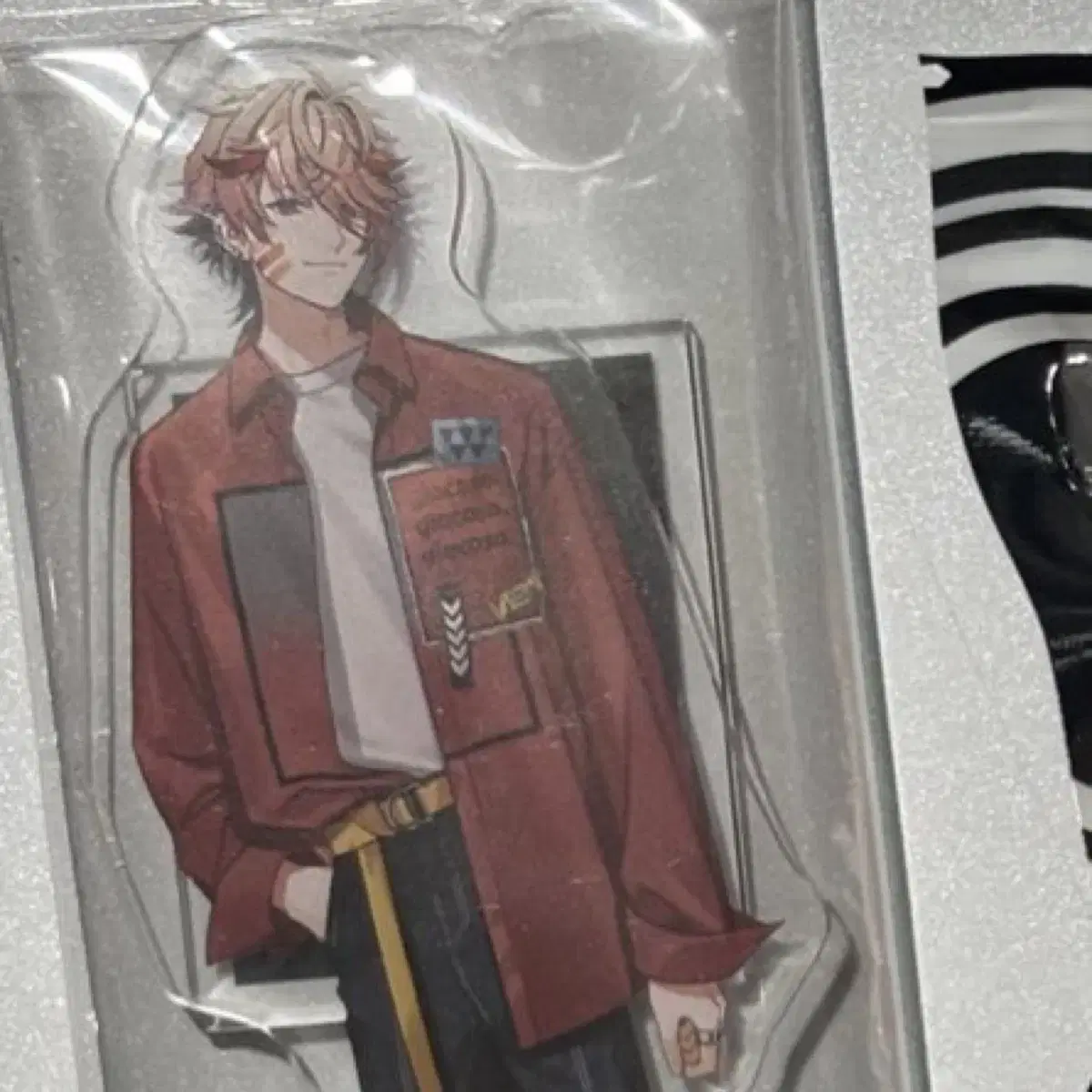 NIJISANJI Seraph Cosmetic Acrylic Stand