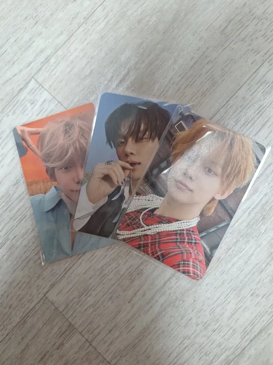 (excluding Taehyun) txt members photocard sell in bulk(급처)