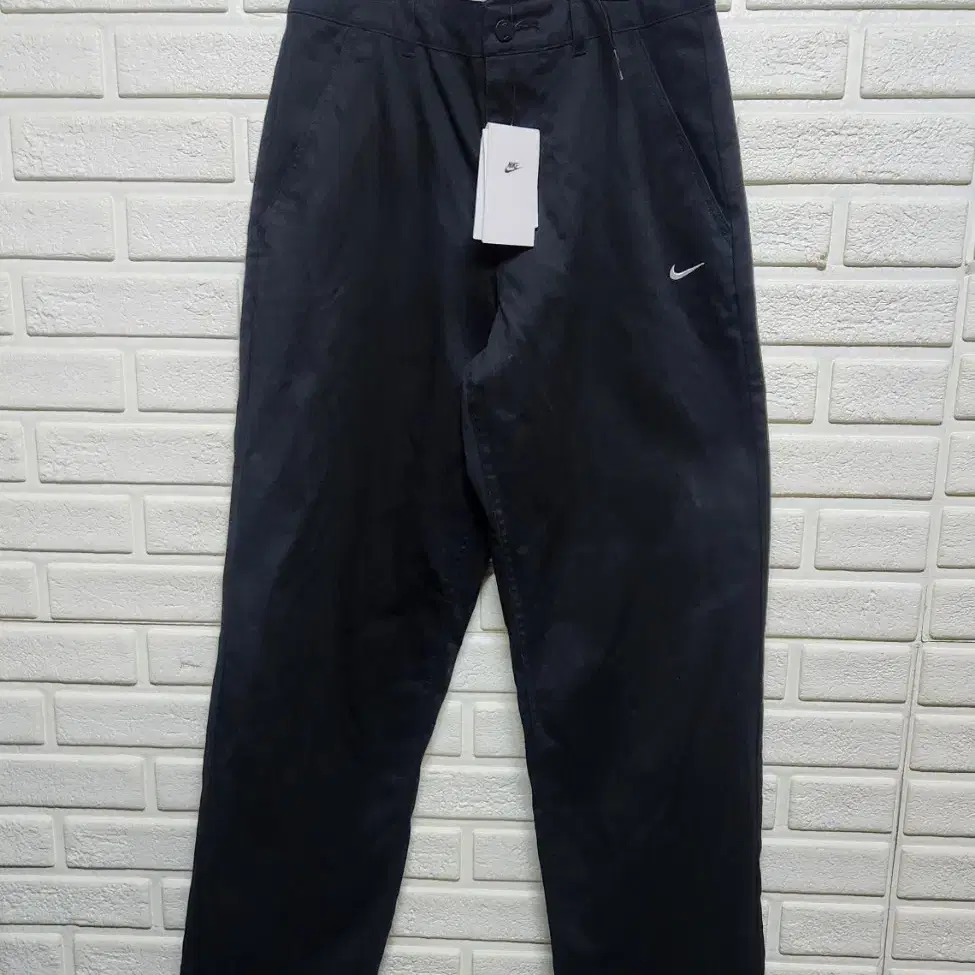 パンツ NIKE cropped length chino pants Amazon.com: Nike Sportswear Style Essentials Men's Unlined