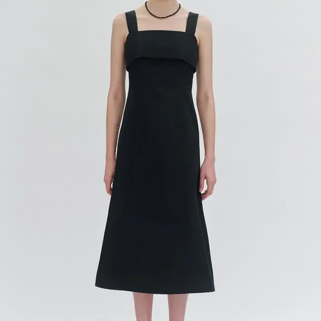 르누이 Anna square neck dress (Black)