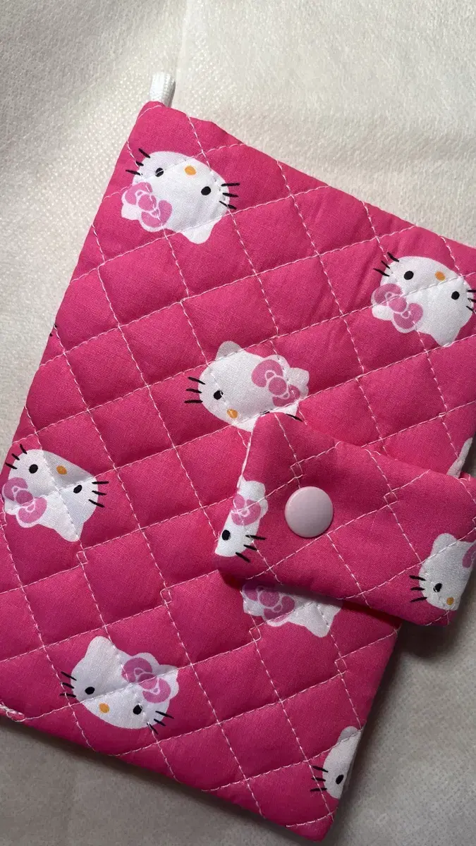 [Half-priced Delivery Not Included] A6 Kitty Classic Diary Cover Dakku