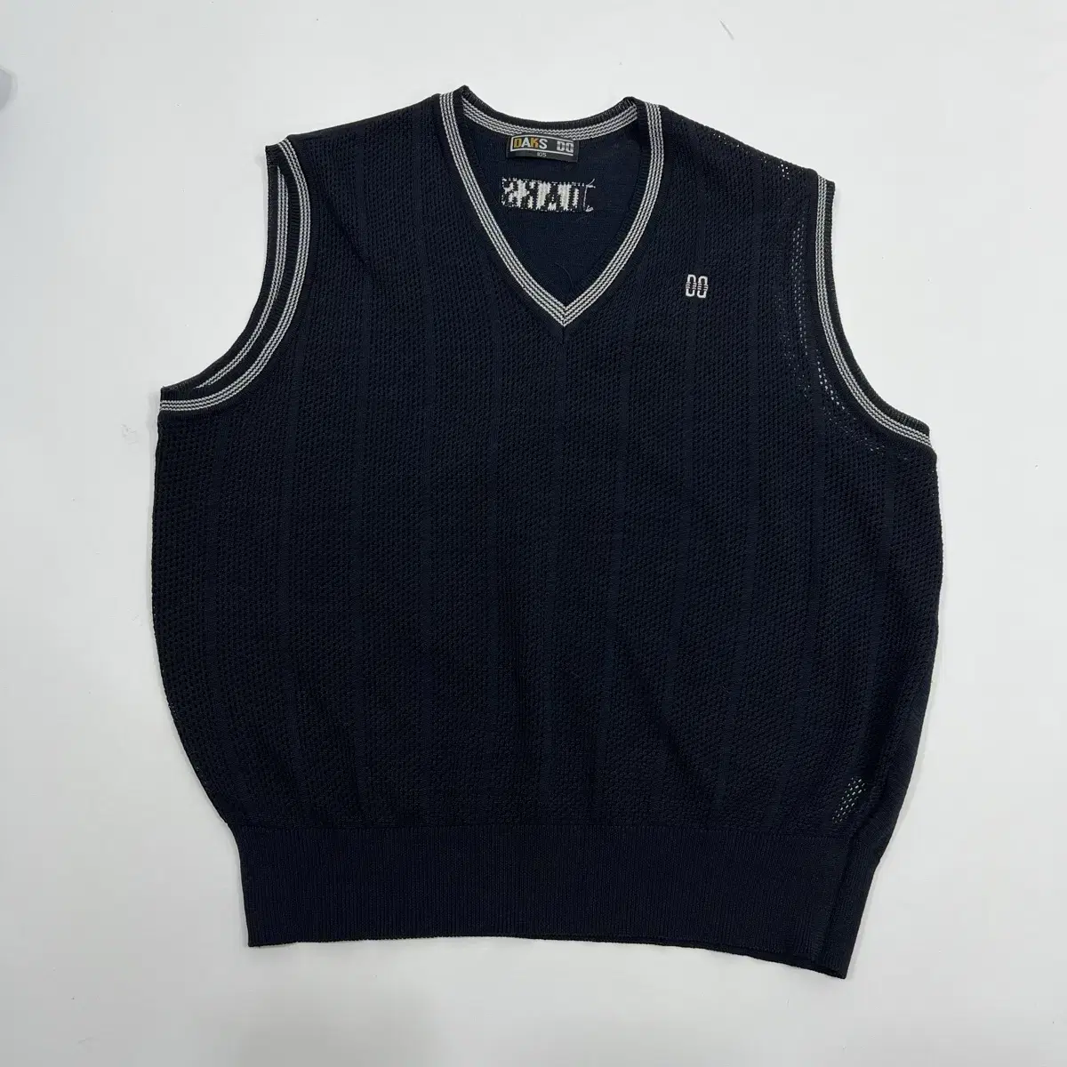 Dax Vest 105