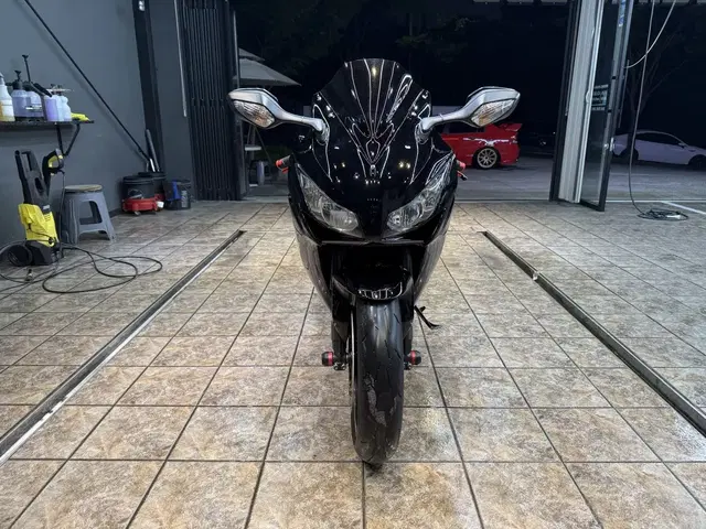 HONDA CBR1000RR 팝니다