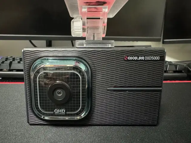 블랙박스 2채널 아이나비 QXD5000 QHD 32GB GPS 팝니다.