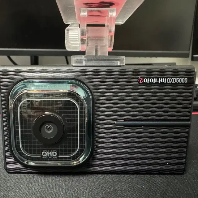 블랙박스 2채널 아이나비 QXD5000 QHD 32GB GPS 팝니다.