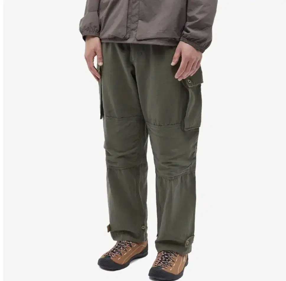 M) PrismWorks Cargo Pants