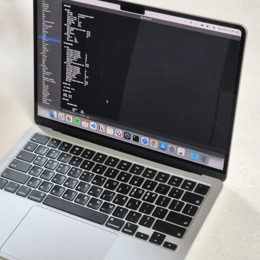 맥북에어 m2 (13인치, 16gb 램,  256gb ssd)