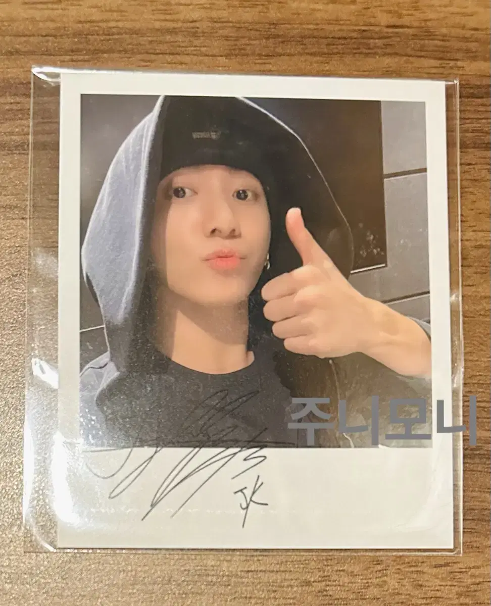 Jungkook photocard plaroid 정국 폴라로이드 포카