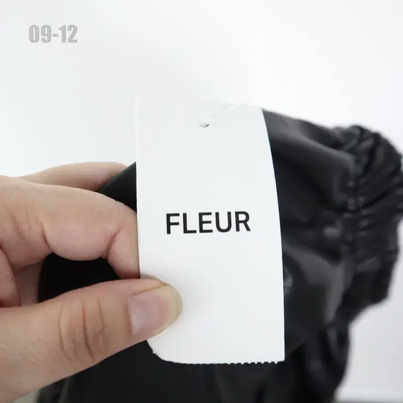 5262 미사용/FLEUR/여성/인조가죽반바지/55