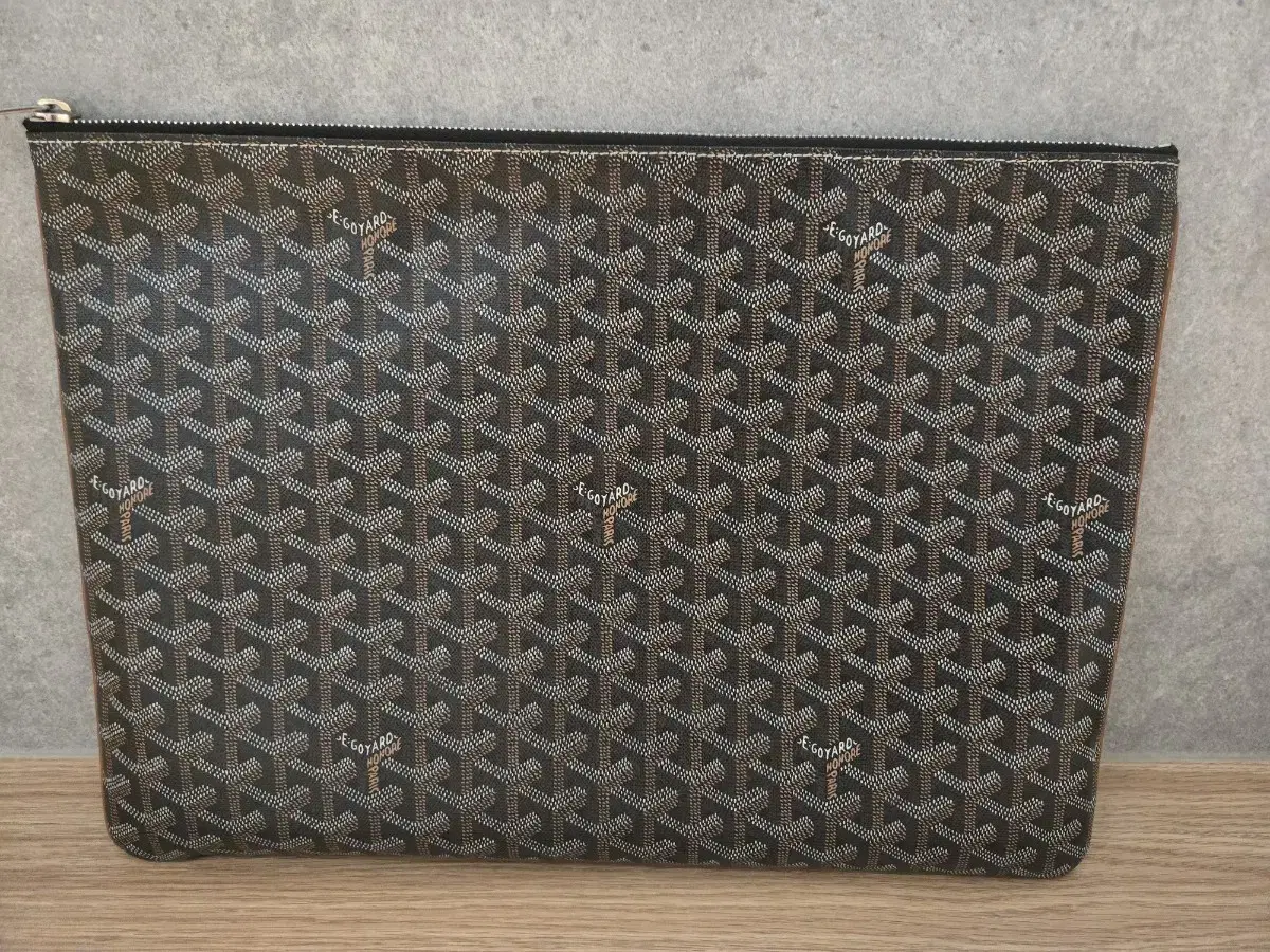 Goyard Genuine GM Pow ConditionClean Luxury BagsLouis Vuitton