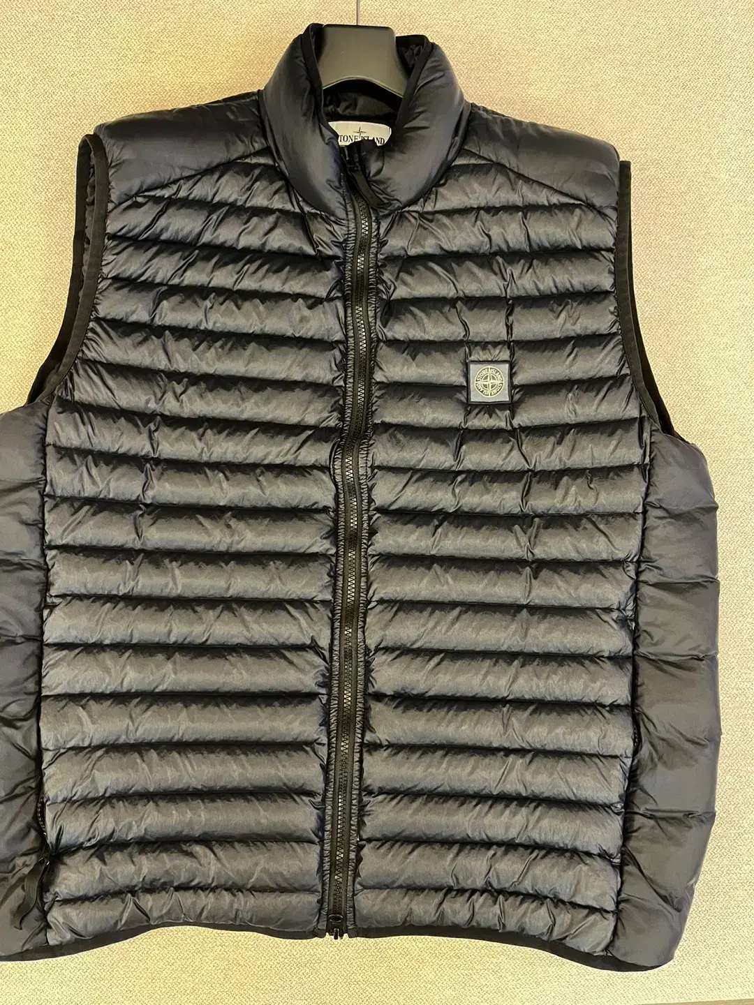 Stone Island 23SS Room-Woven Chambered Rinylon Padded Vest Vest Navy XL