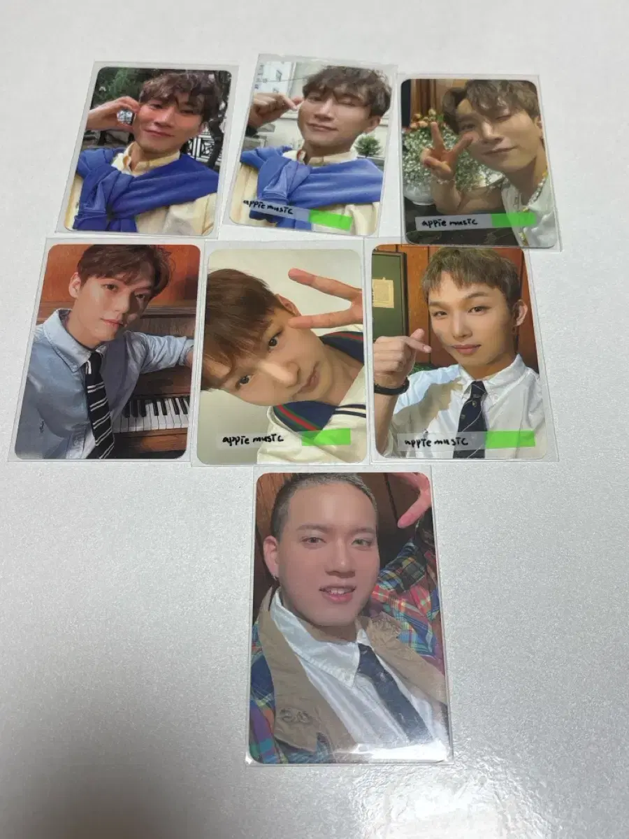 BTOB MyBreeze album pre-order benefit Photocard