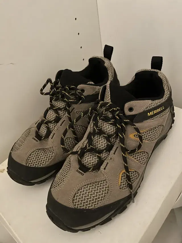 머렐 merrell 트레킹화 280