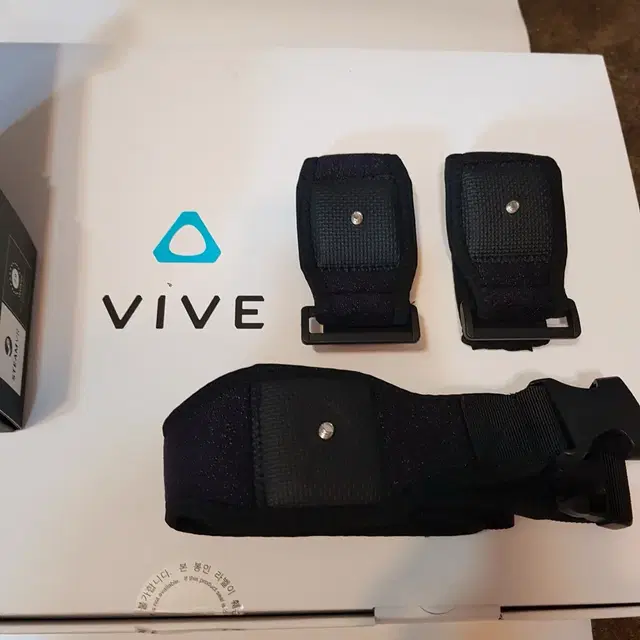 급처) HTC VIVE PRO Full kit + 3.0 트래커 +스트랩