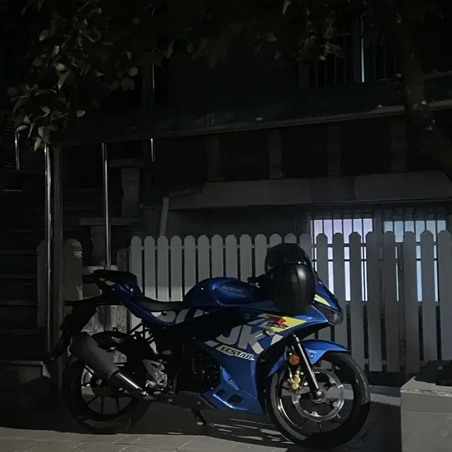 스즈키 GSX-R125 신차급 판매&대차