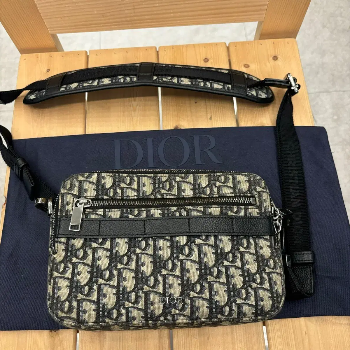 [OS]Dior Safari Crossbody Bag