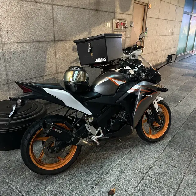 CBR125 은주