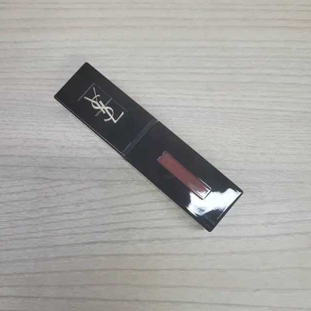 ysl 입생로랑 바이닐 크림 틴트 407