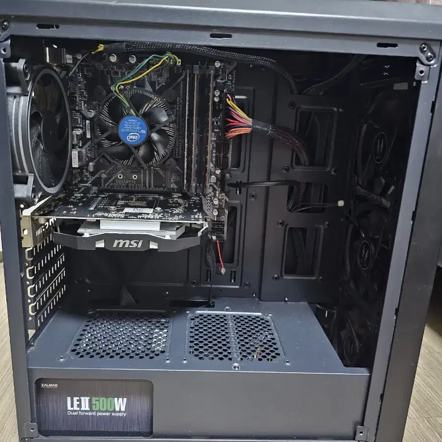 1050ti , i5-9500f 컴퓨터 본체