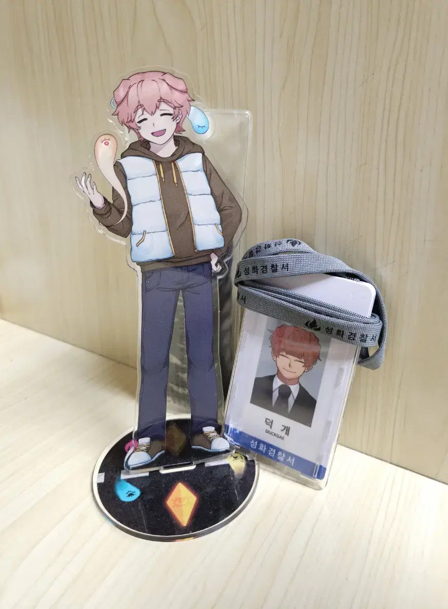 Sleepground Misuban Ductwork acrylic stand sells official certificates "in bulk"