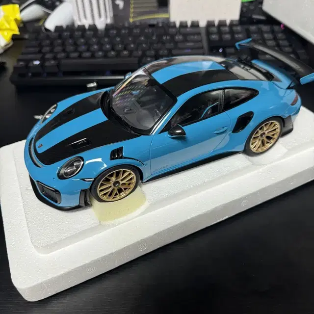 autoart 오토아트 1:18 포르쉐 911 gt2 rs