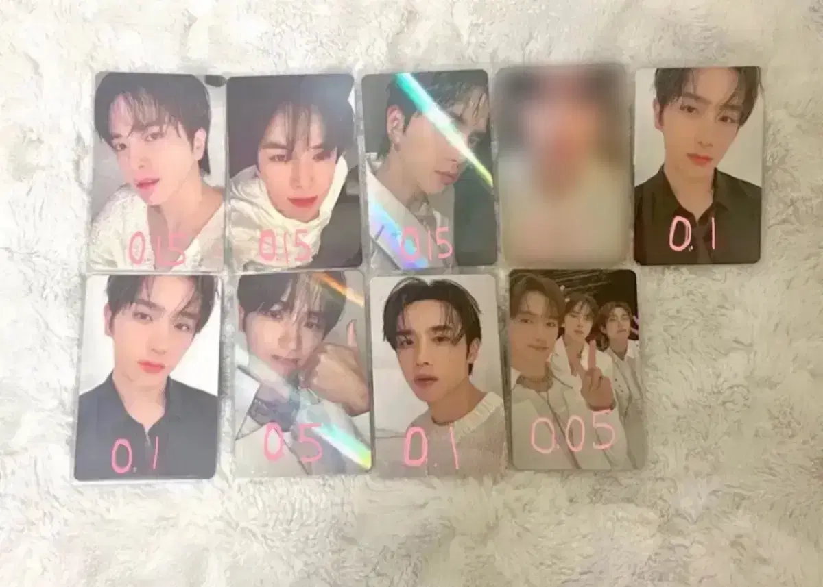 The Boyz Generation2 Random tc younghoon hyunjae sunwoo Units photocard Sells