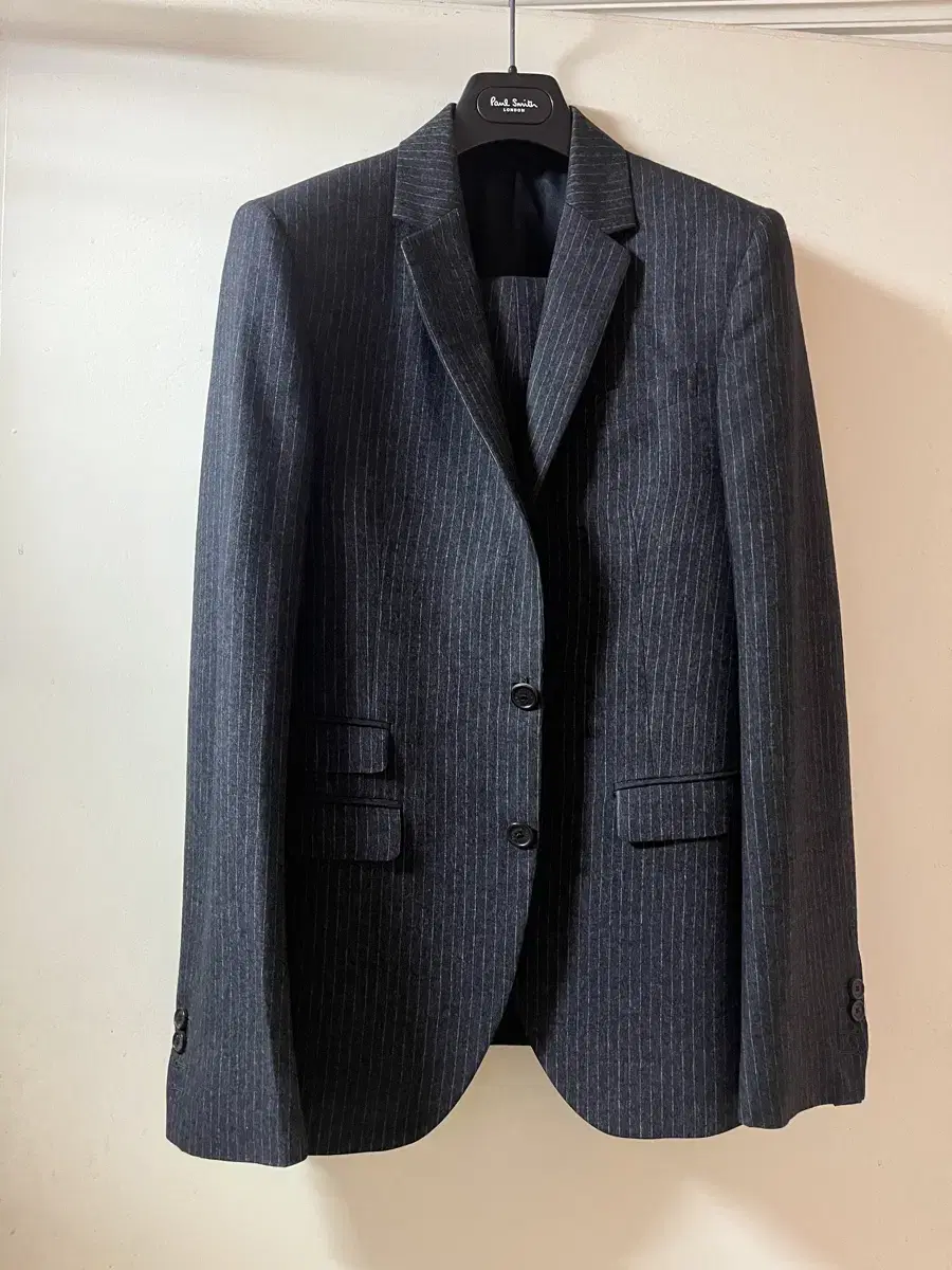 Nilvarettes pocket square suit IT46/30 (true to size 32)