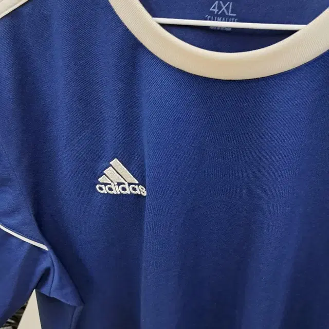 Adidas 라운드 티, XL