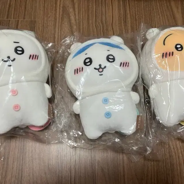 치이카와 농담곰 누이 인형 하치와레 우사기