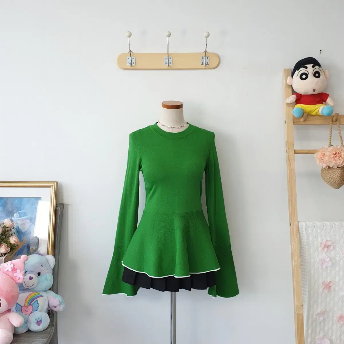 Vintage Wan Wan Shop COS Green Lovely Knit