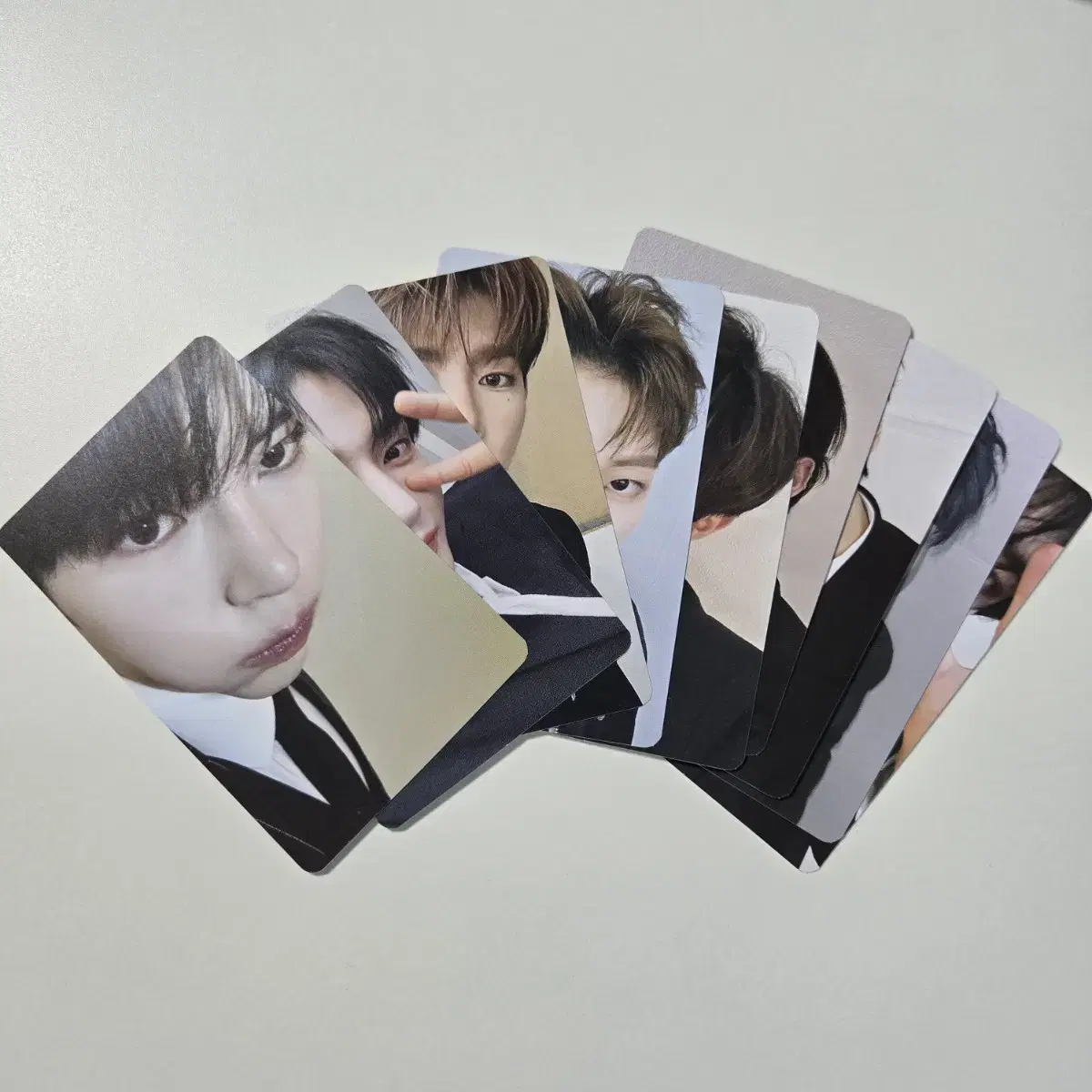 If you have a niche, a set of photocards