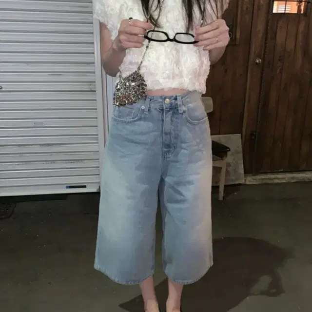 프릴리 버뮤다팬츠 DD. Wide Denim Bermuda Pants