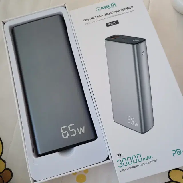 아이노비아 30000mAh 보조배터리