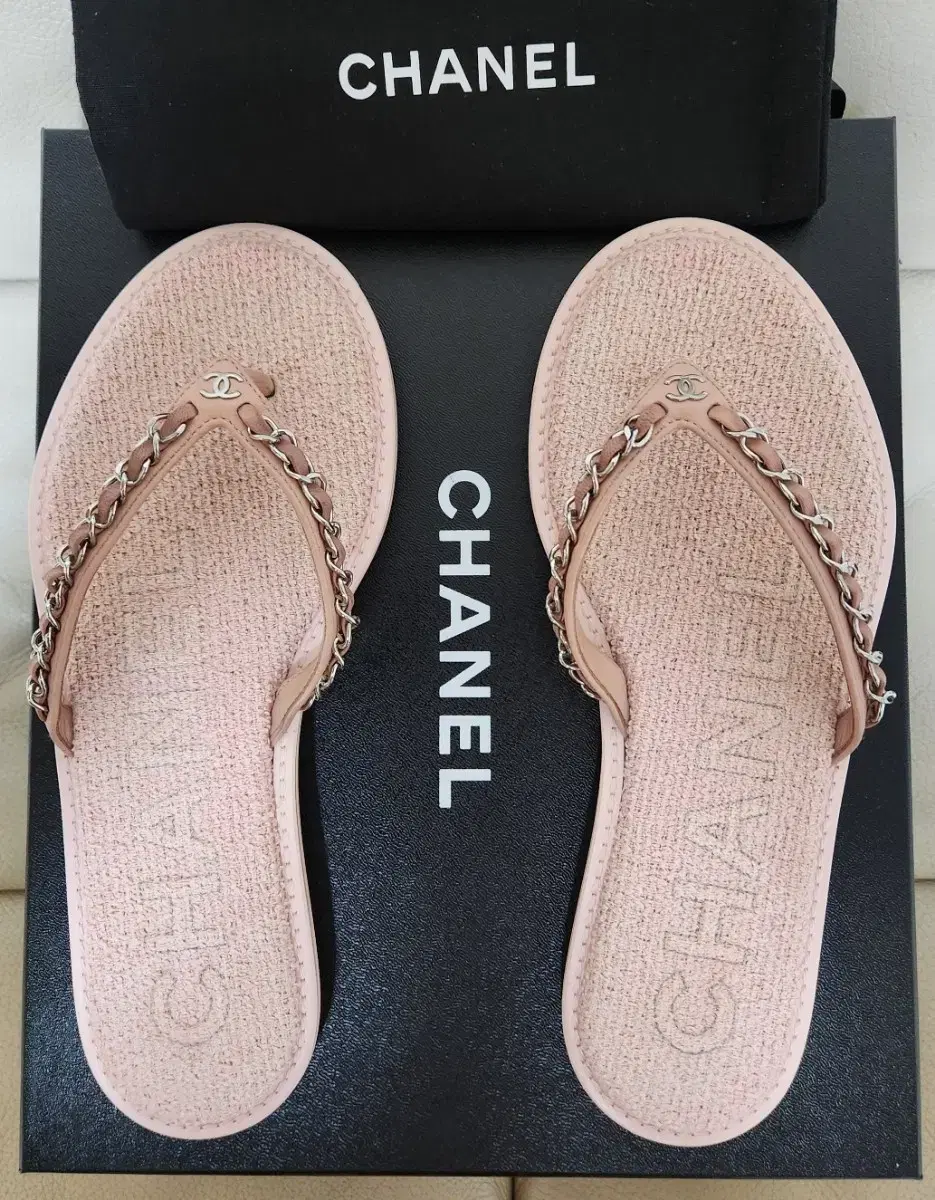 [Genuine] Chanel Slipper Thong Sandals CC Denim Chain Flip Flops 37C for Women