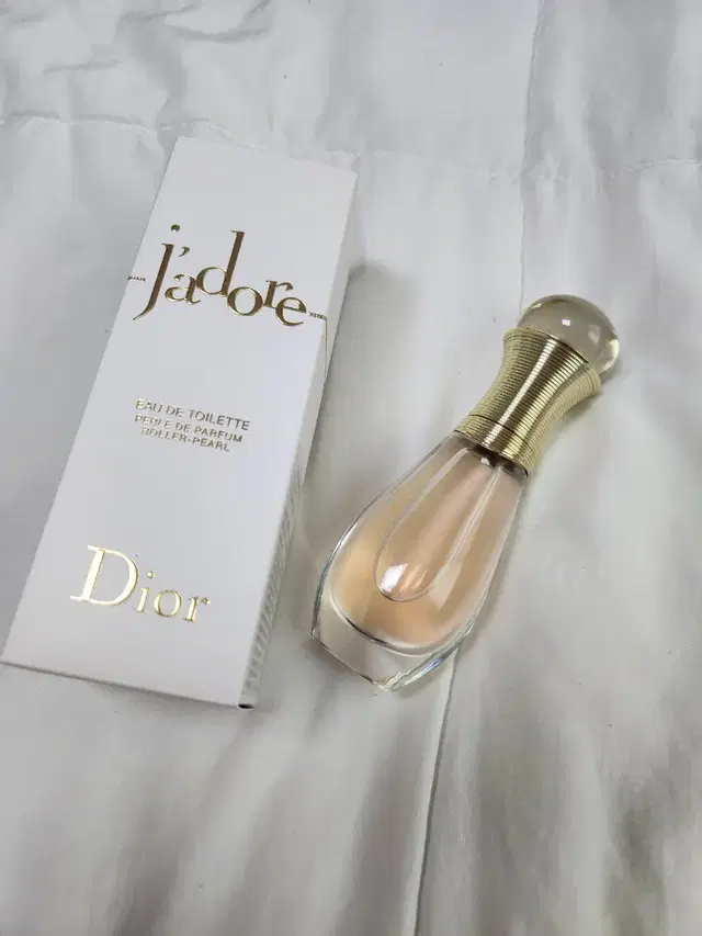 디올 쟈도르 롤러-펄 오 드 뚜왈렛 20ML dior 샤넬 입생로랑