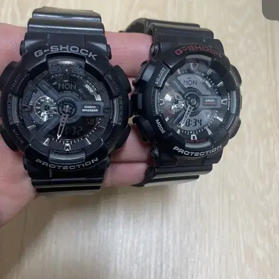 G-shock 빅페이스 프로텍션 상태 좋아요. 각각 8만원입니다.