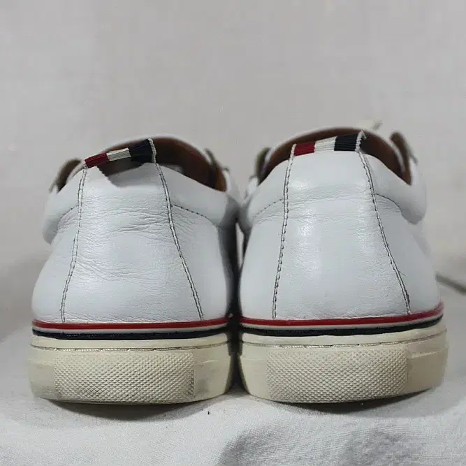 THOM BROWNE 톰브라운 41~42