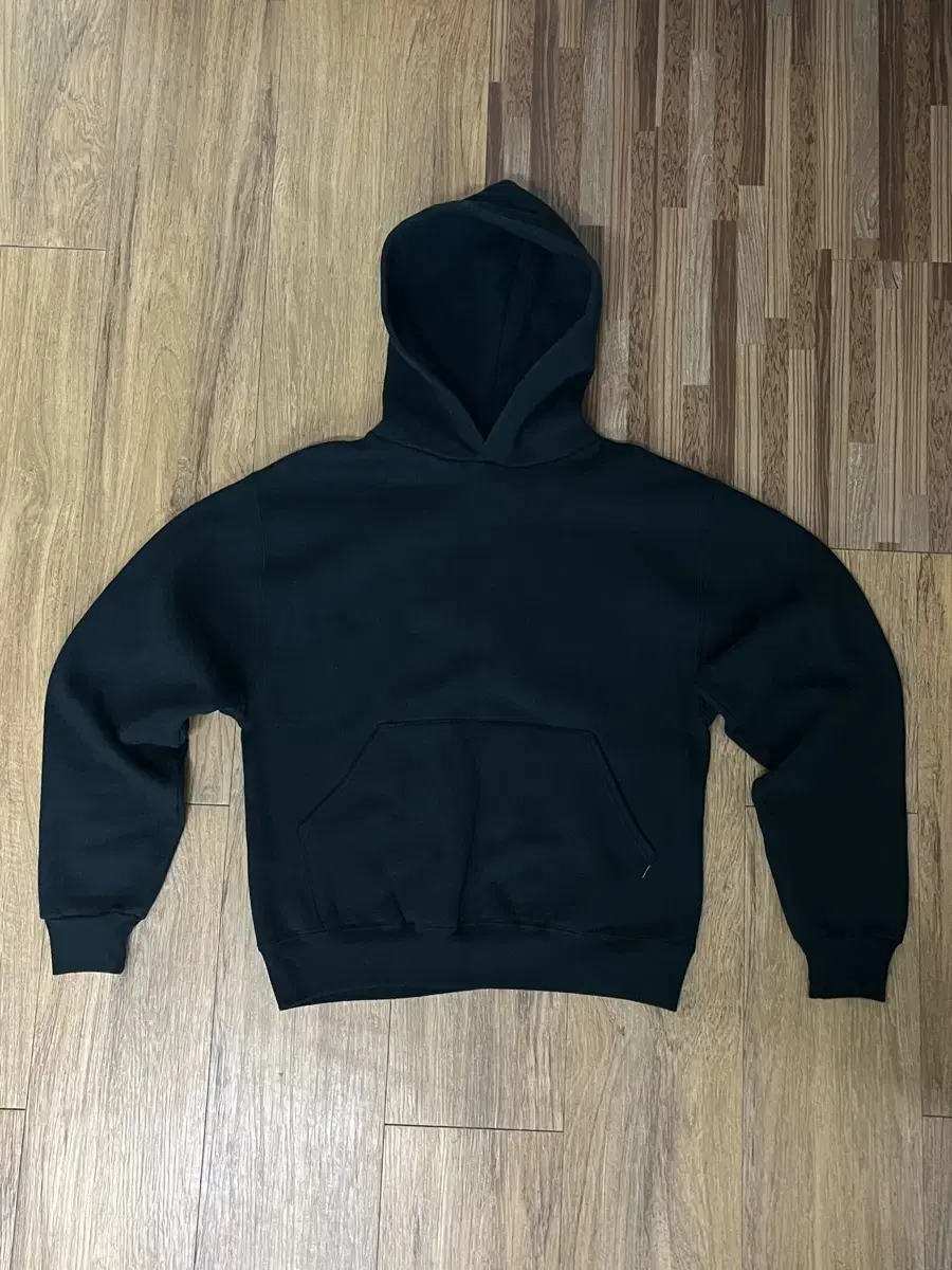 90s Vintage Russell Hoodie Black