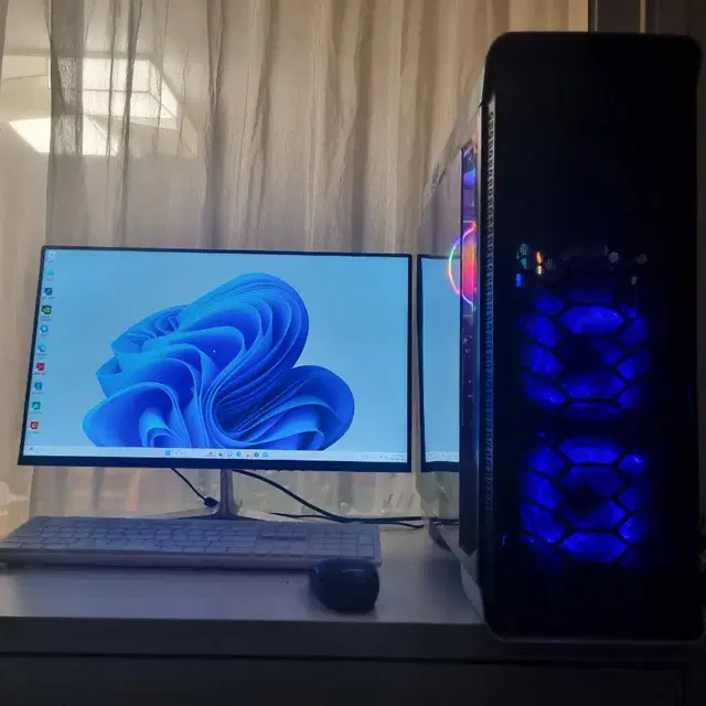 i5 4570  b85plus gtx1060  16g