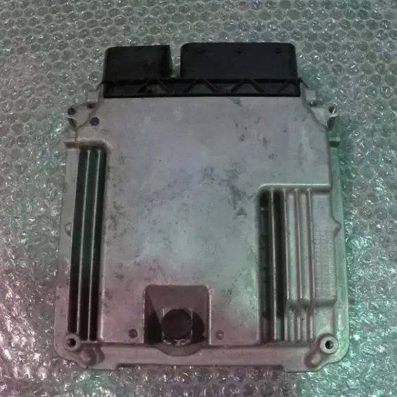 BMW E60 530D 엔진ECU 0277022056