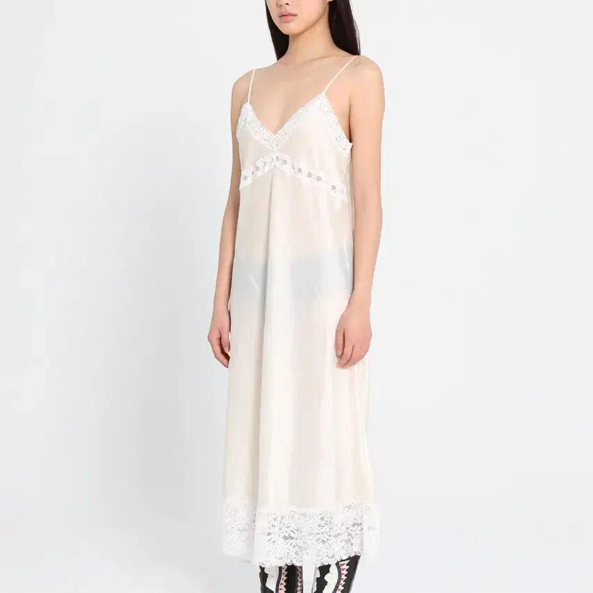 에스이오 CRINKLE LACE LONG SLIP DRESS CREAM