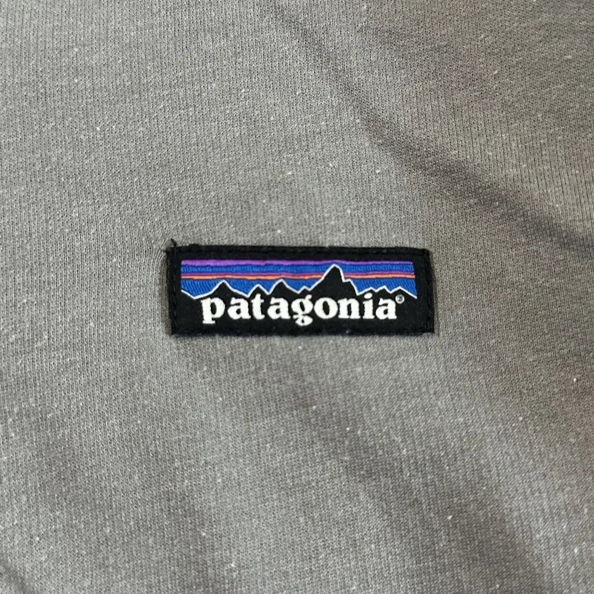 [S] 파타고니아 PATAGONIA P-6 패치 후드집업 스모크그레이