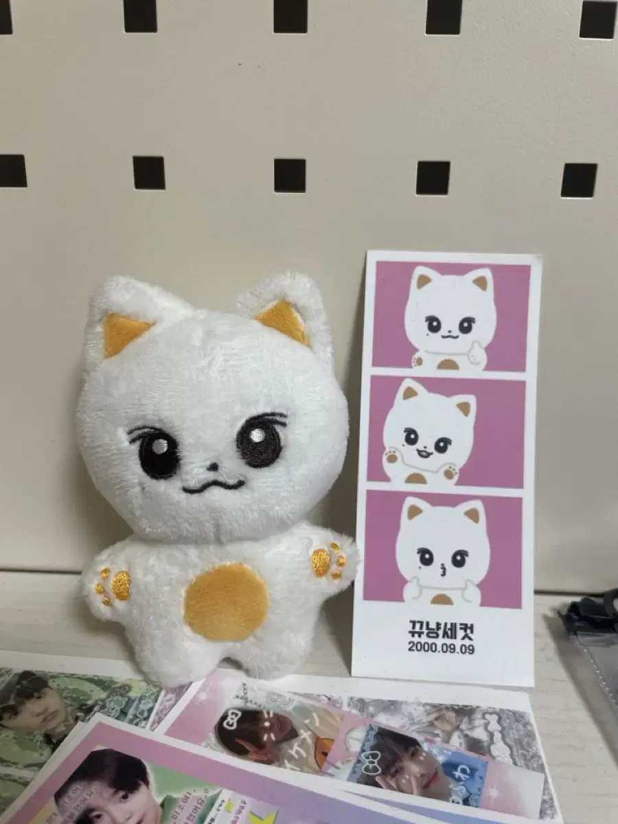 Sold) treasure  junkyu doll Quenoy