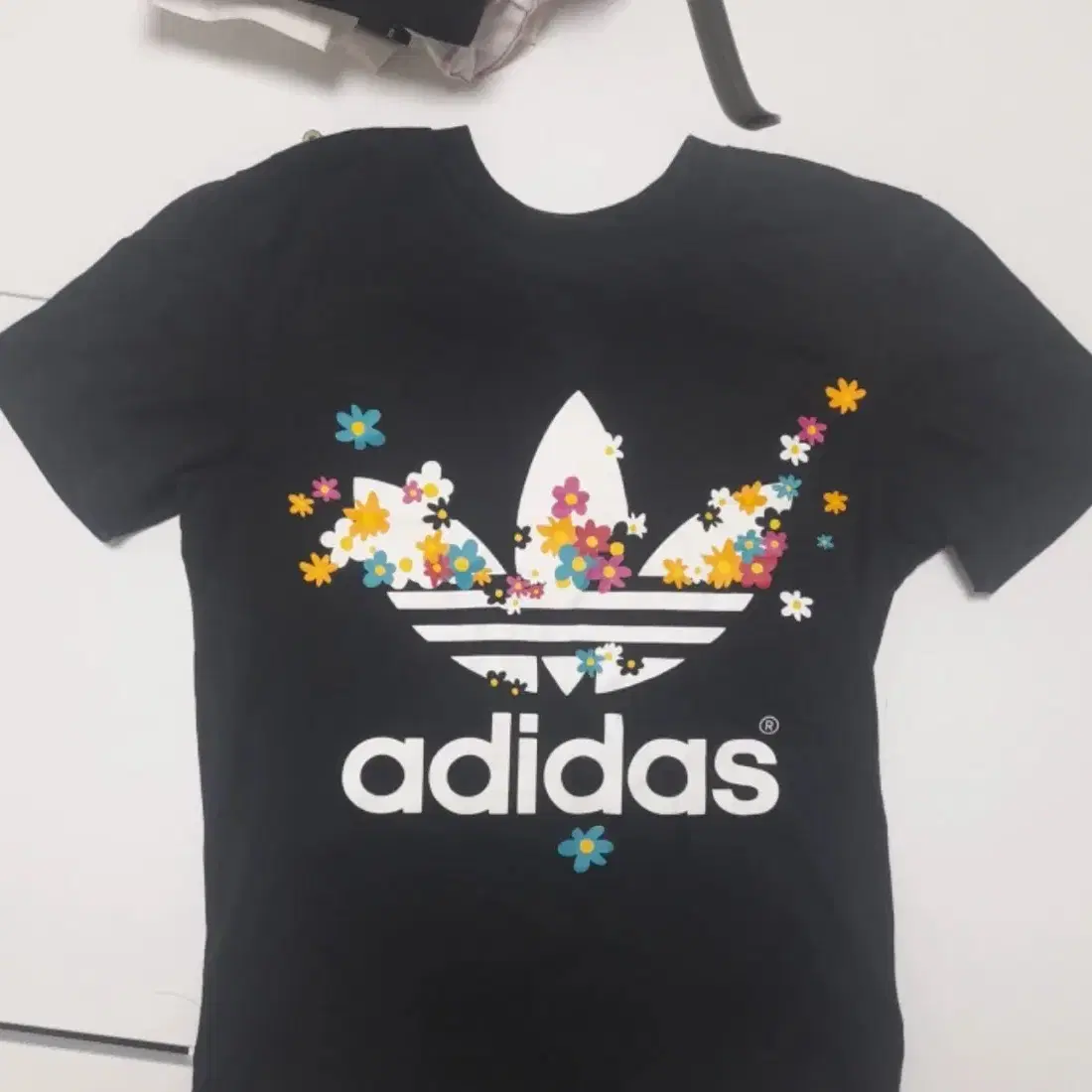 adidas 반팔티